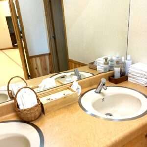 宿泊者専用のドレッサールーム。