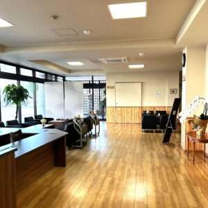 こもれび斎場のロビーの写真。